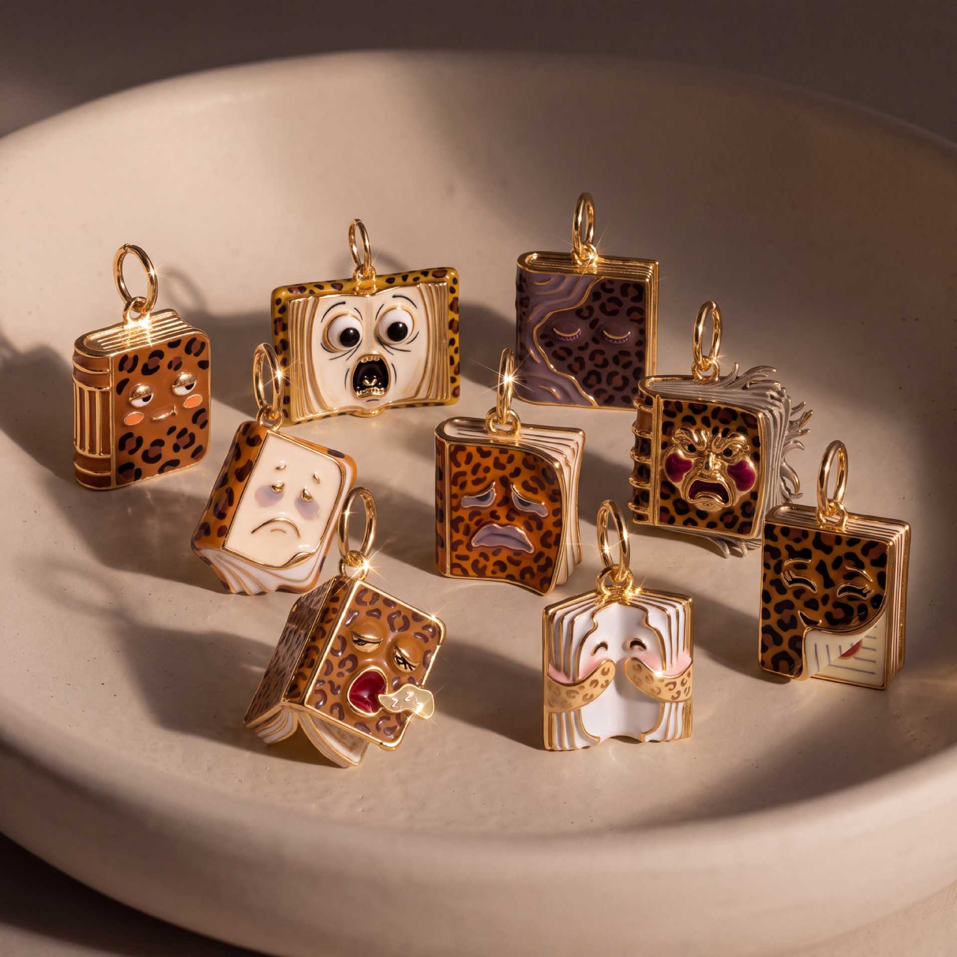 Jewelry Making Books - przedsprzedaż! Nowa seria zawieszek z zabawnymi
